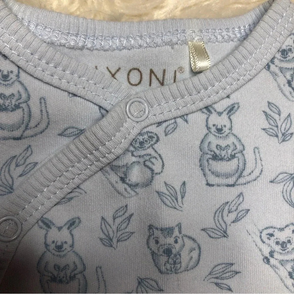 Fixoni Footed Onesie Pajamas Kangaroo / Koloa Snaps Blue Size 1-3 Months - Picture 2 of 16